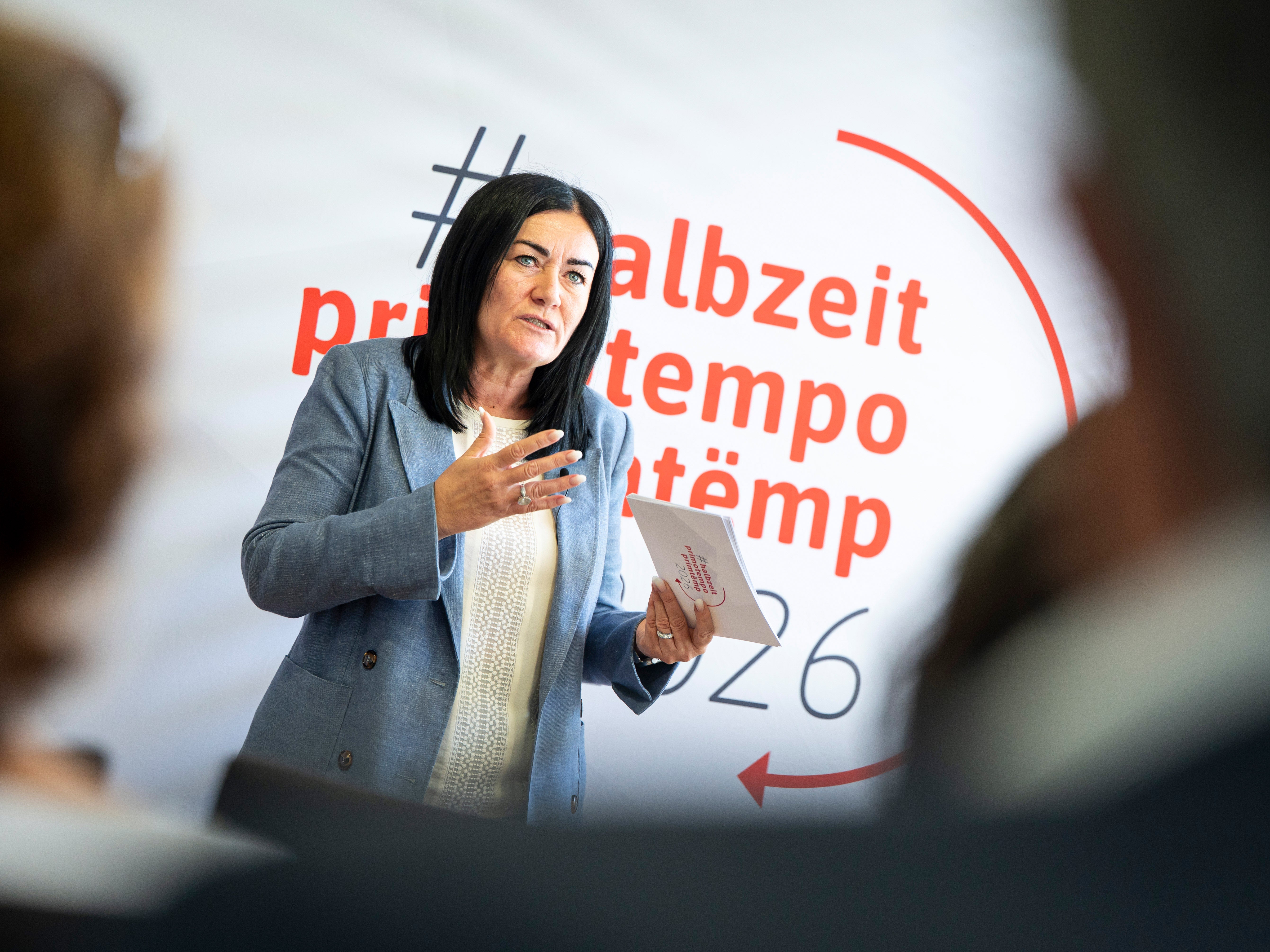 #halbzeit LRin Mair: Zielgerichtete Arbeit trägt Früchte